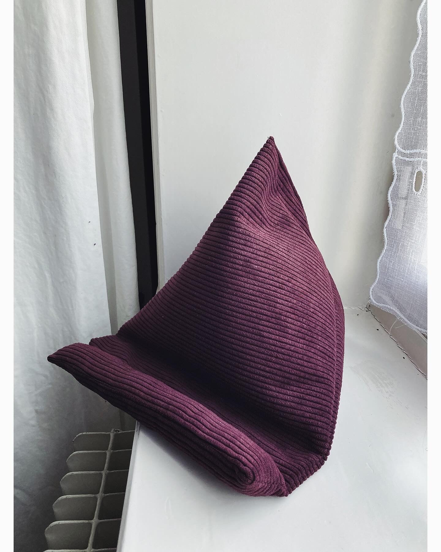 Coussin berlingot de lecture en velours (couleur au choix)
