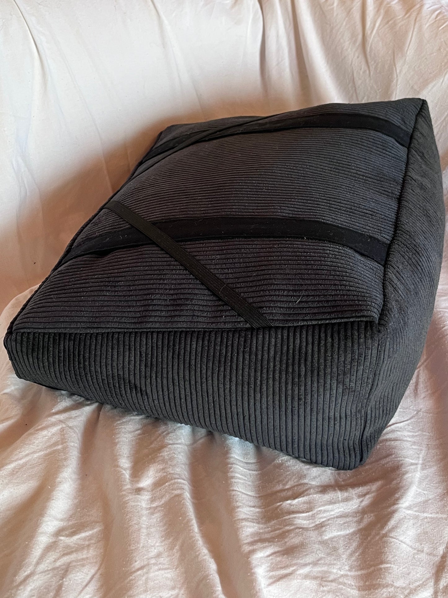 Coussin de lecture // LISE