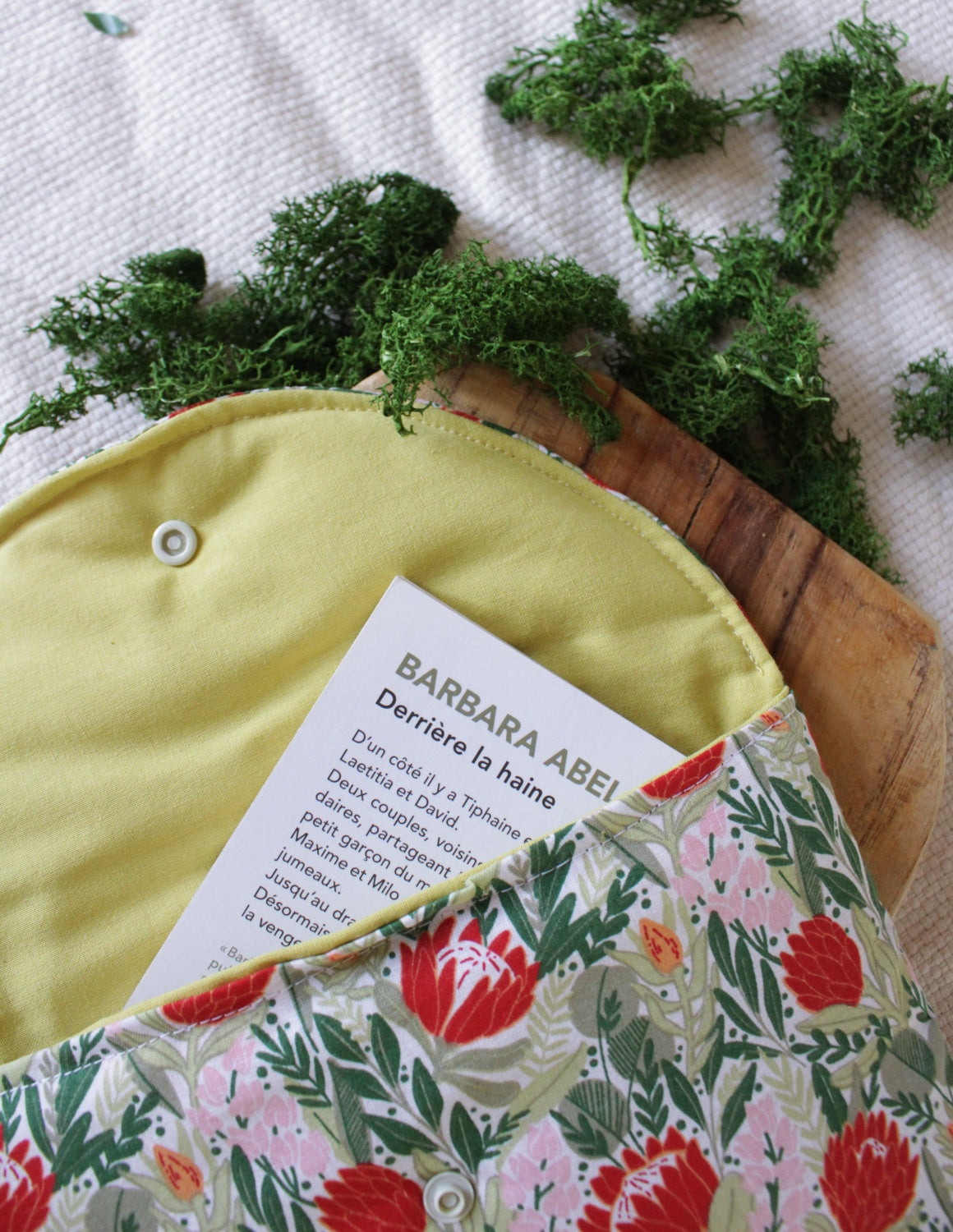 Pochette à livres (Poche ou Broché) // LE JARDIN