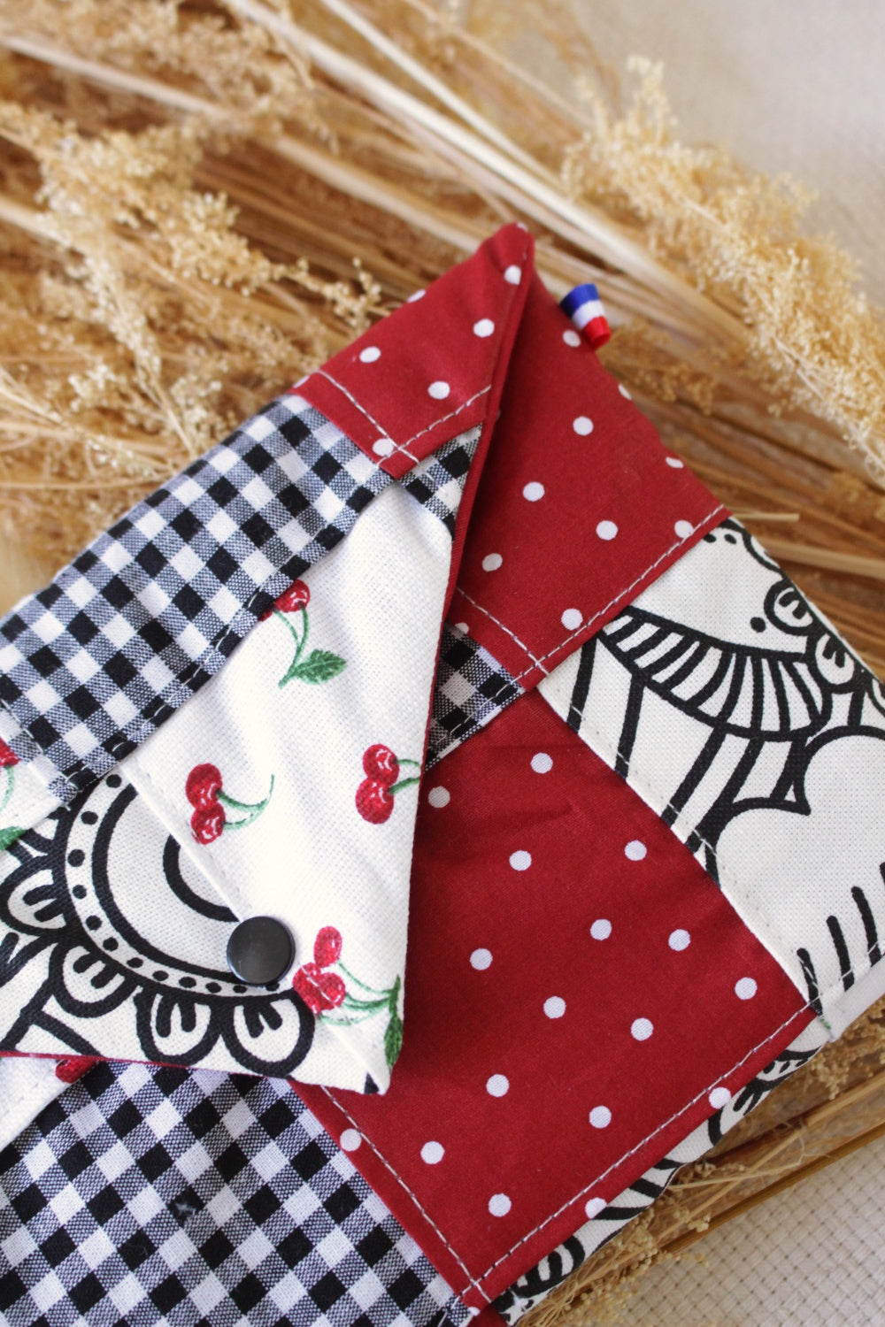 Pochette à livres (format poche) PATCHWORK // SPRING 2025