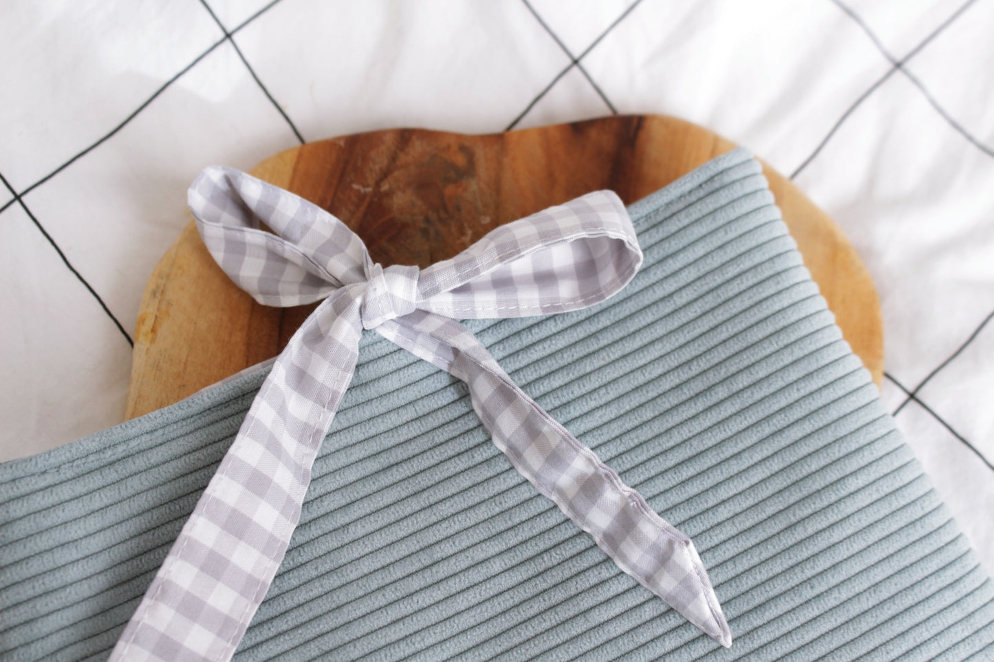 Pochette à livre (Format poche uniquement) // LISE