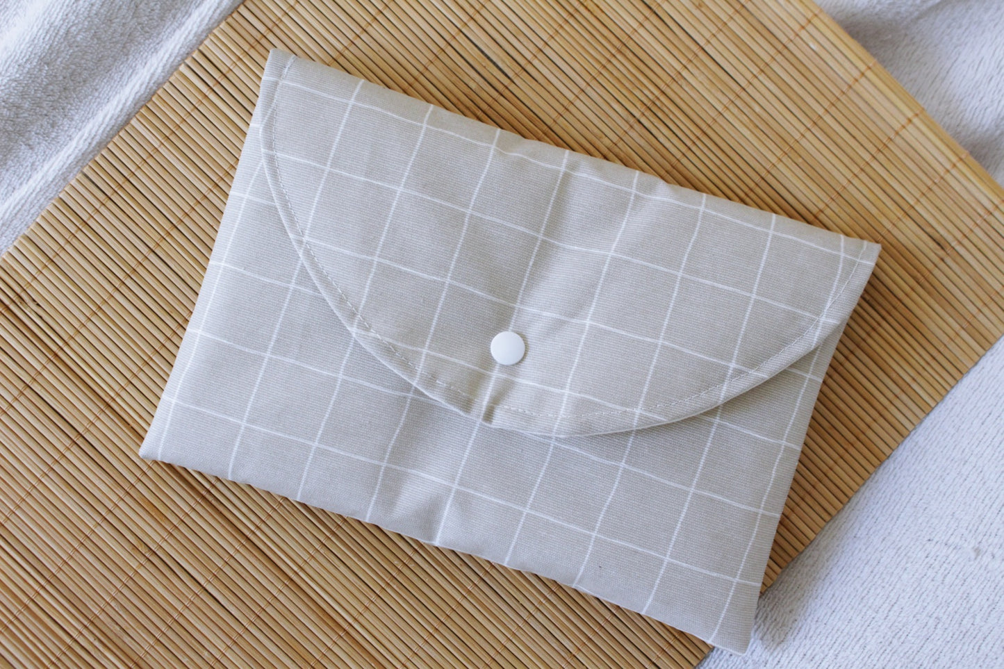 Pochette à livre imperméable (Format poche) // MARTIN