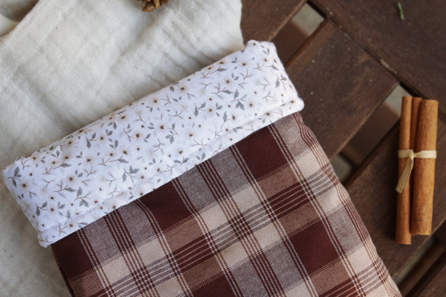 Pochette à livre (Poche ou Broché) // LA TARTE FLEURIS