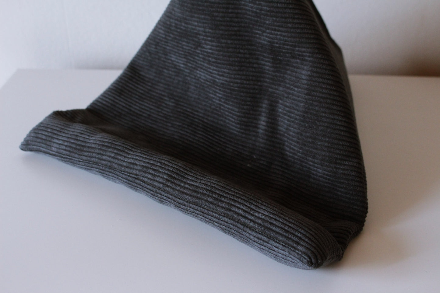 Coussin (Berlingot) de lecture en velours / Divers coloris
