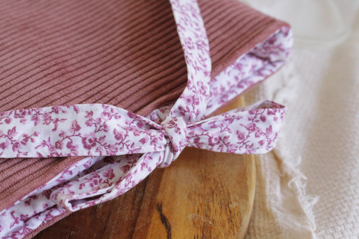 Pochette à livre (Format poche uniquement) // LISE