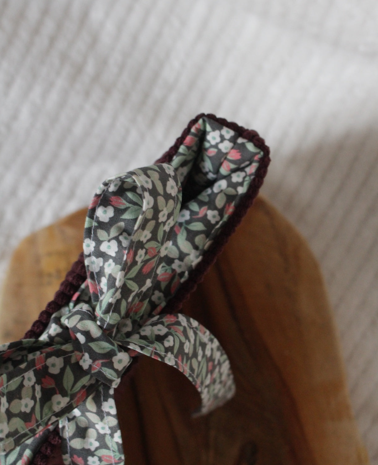 Pochette à livre (Format poche uniquement) // LISE