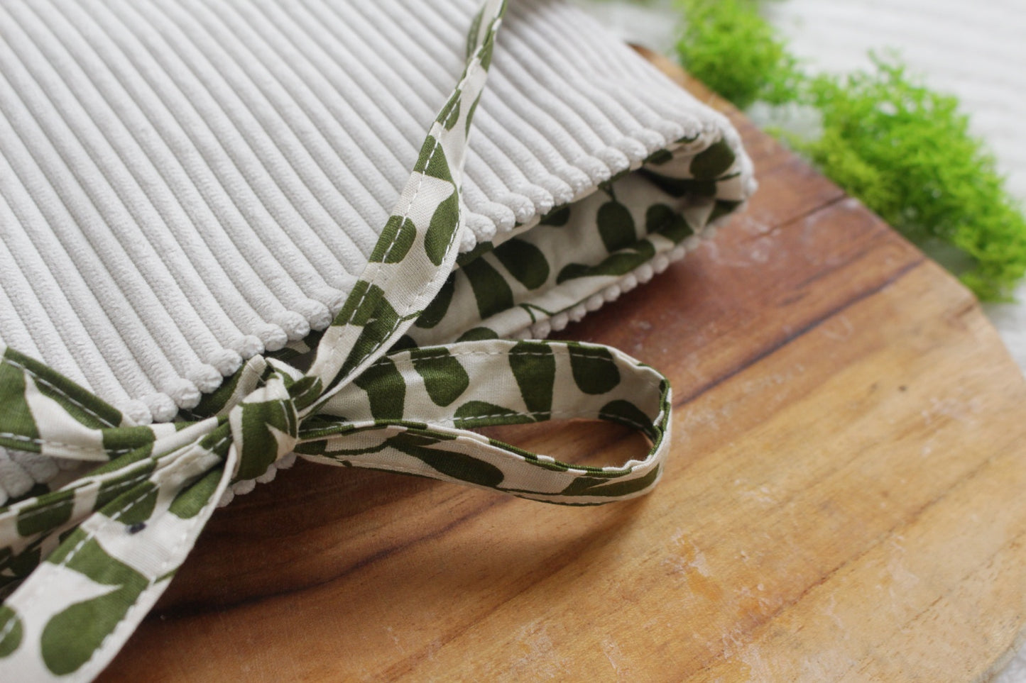 Pochette à livre (Poche ou Broché)) // LISE