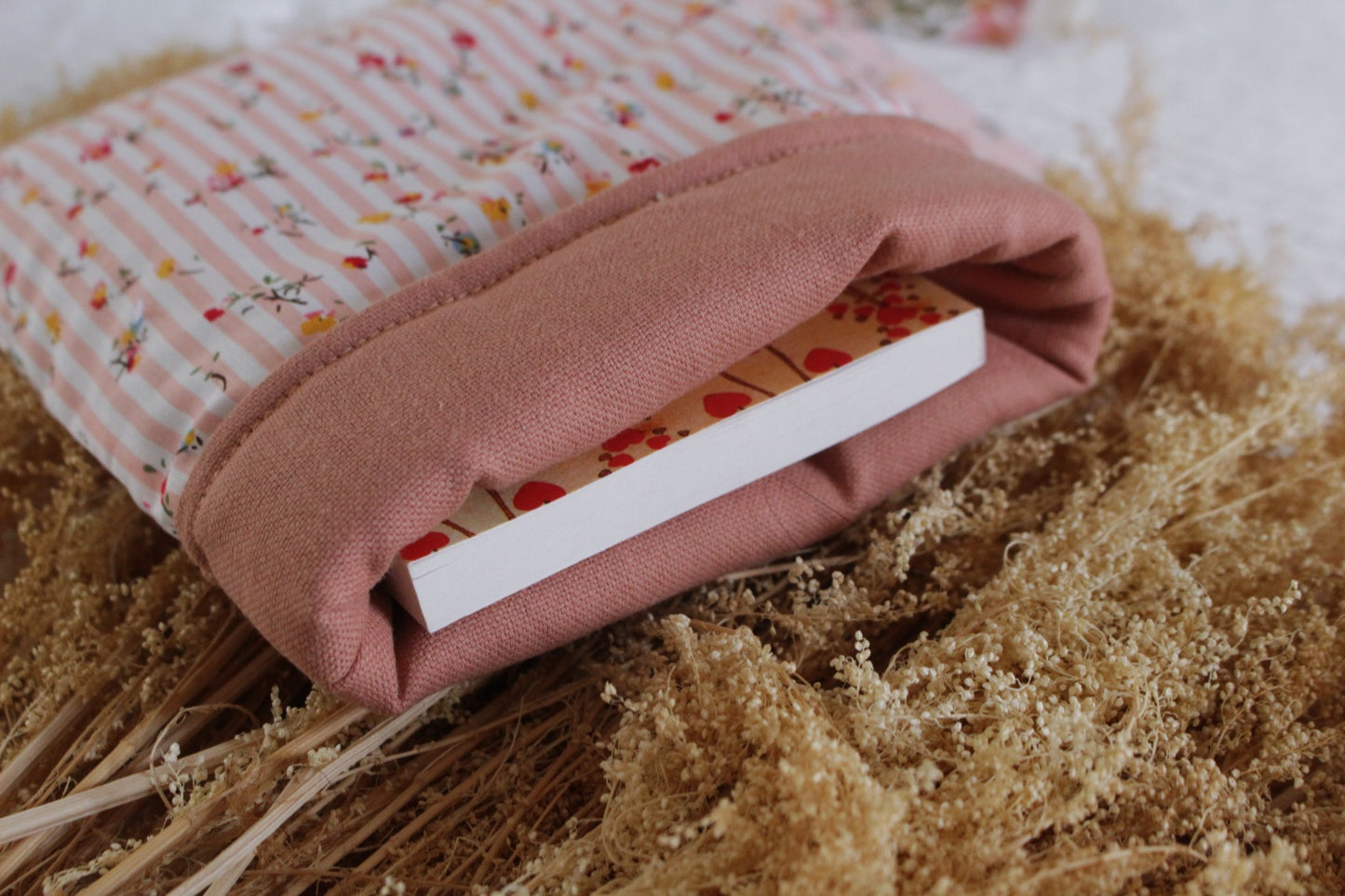 Pochette à livre (Poche ou Broché) // PANIER FLEURI