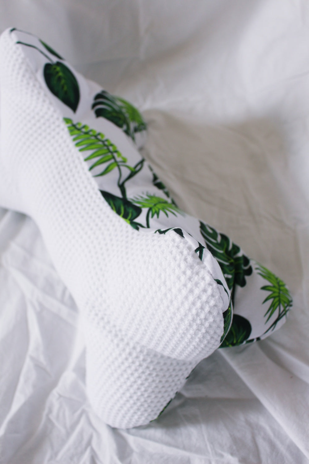 Coussin "os" de lecture // PLANT