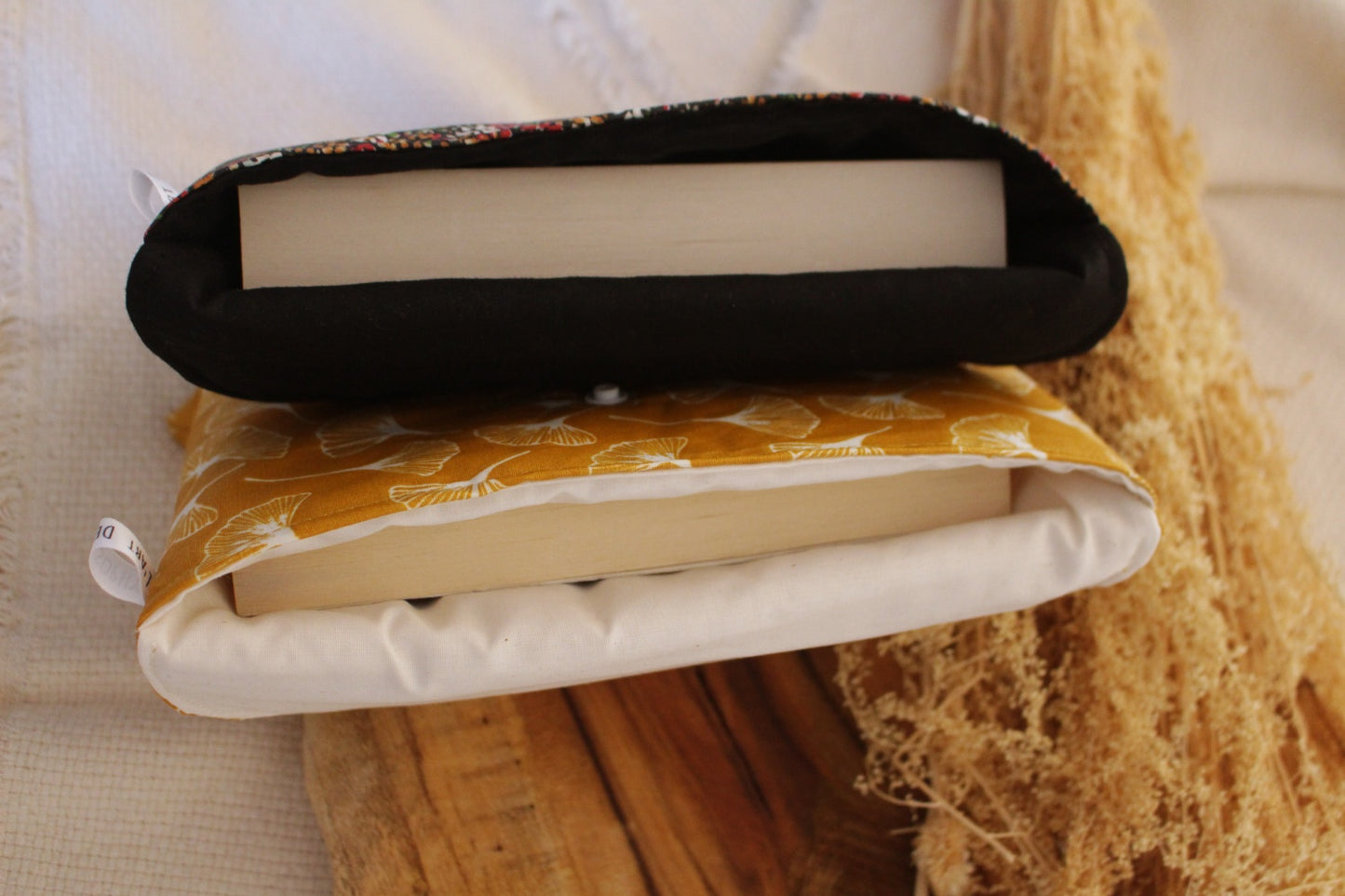 Pochette à livre (Format poche) IMPERMEABLE // Pièces uniques