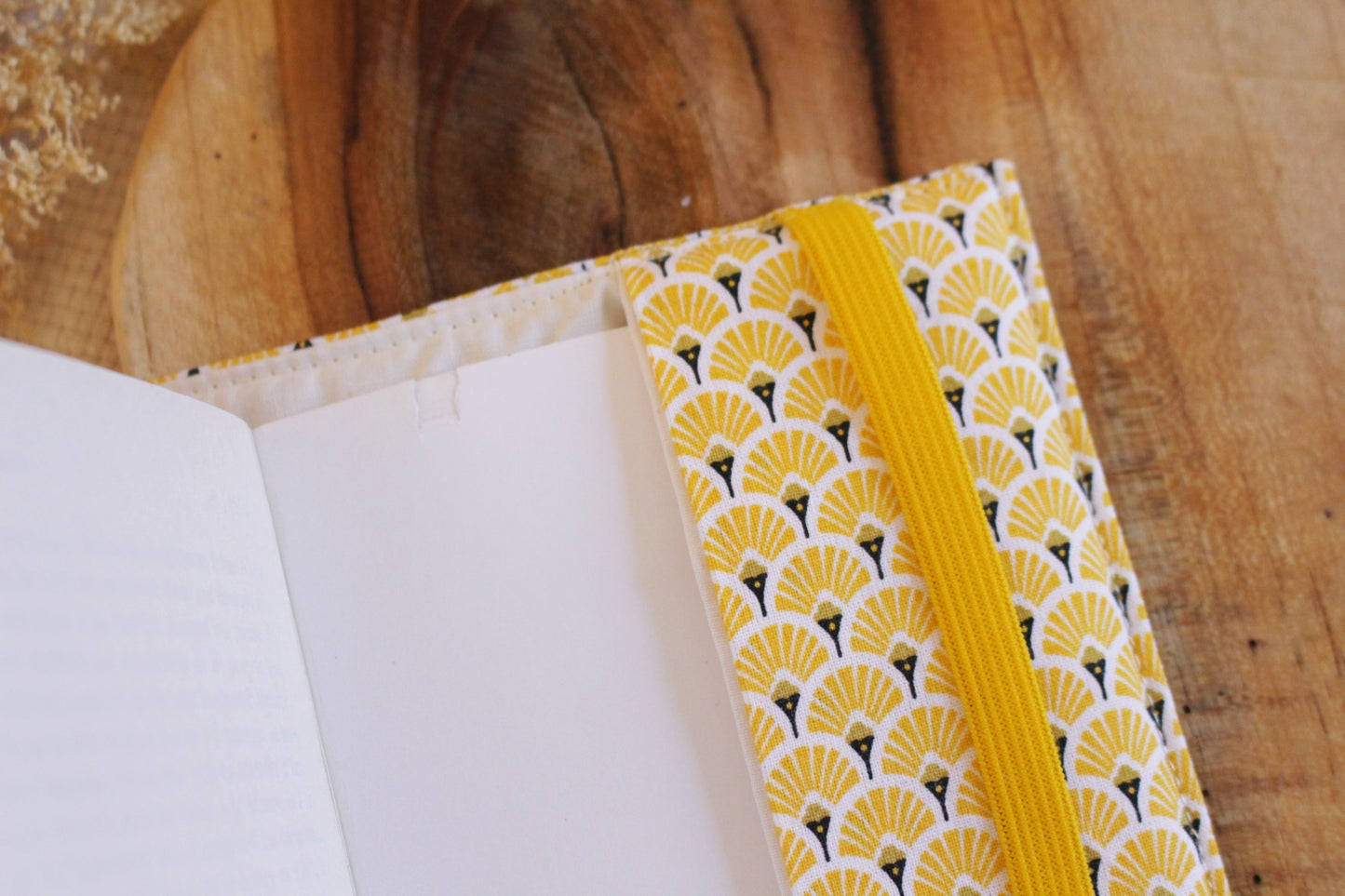 Couvres-livres format poche // Divers motifs