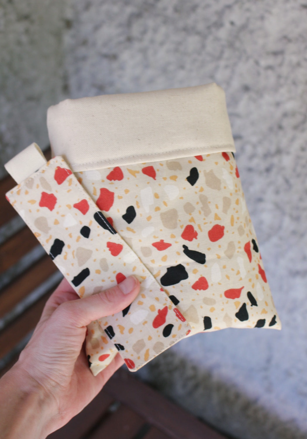 Pochette à livre Grand Format ou Format Poche & son marque-page // VIVIENNE