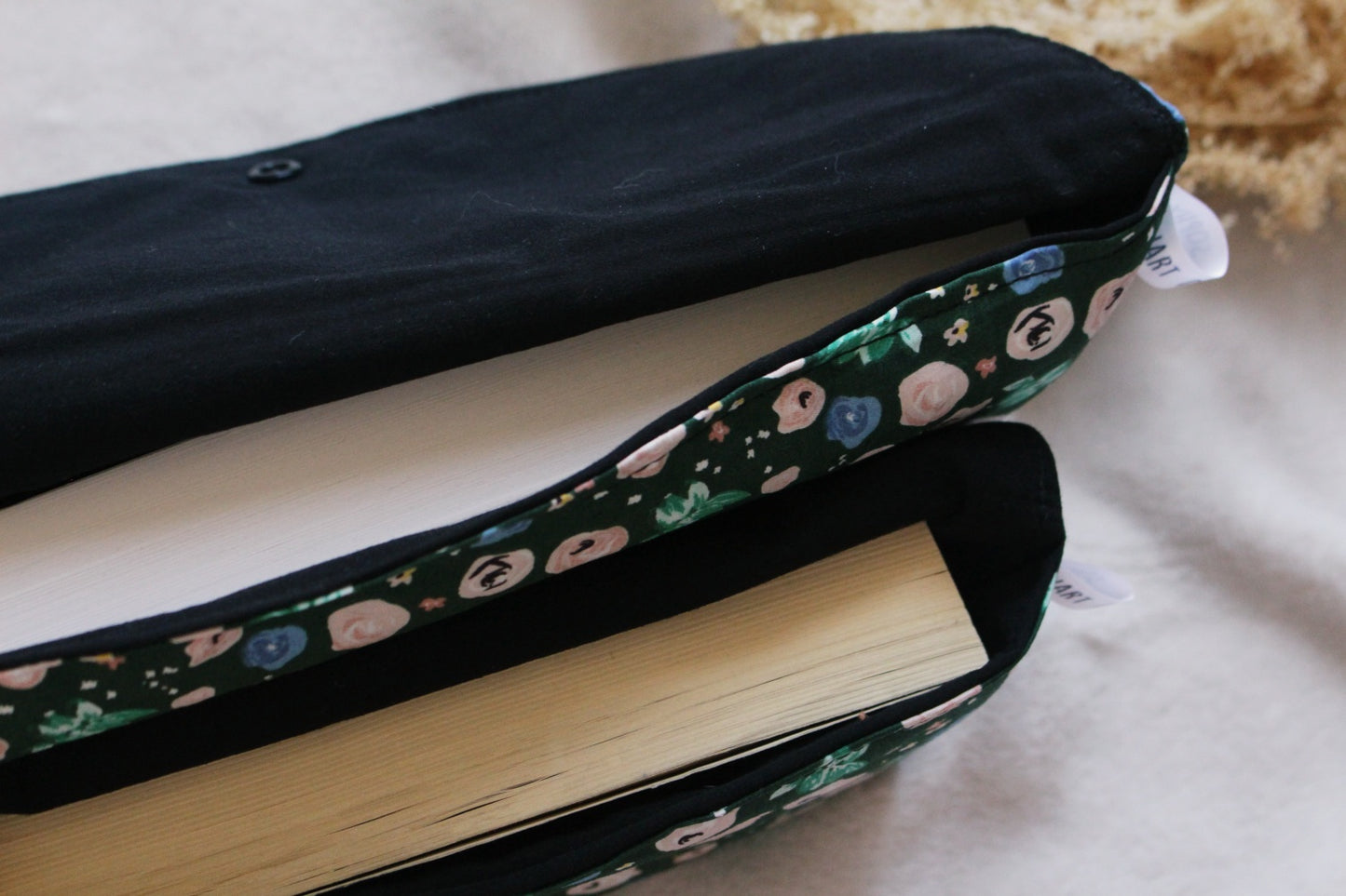 Pochette à livre format poche & grand format //CLAIRE