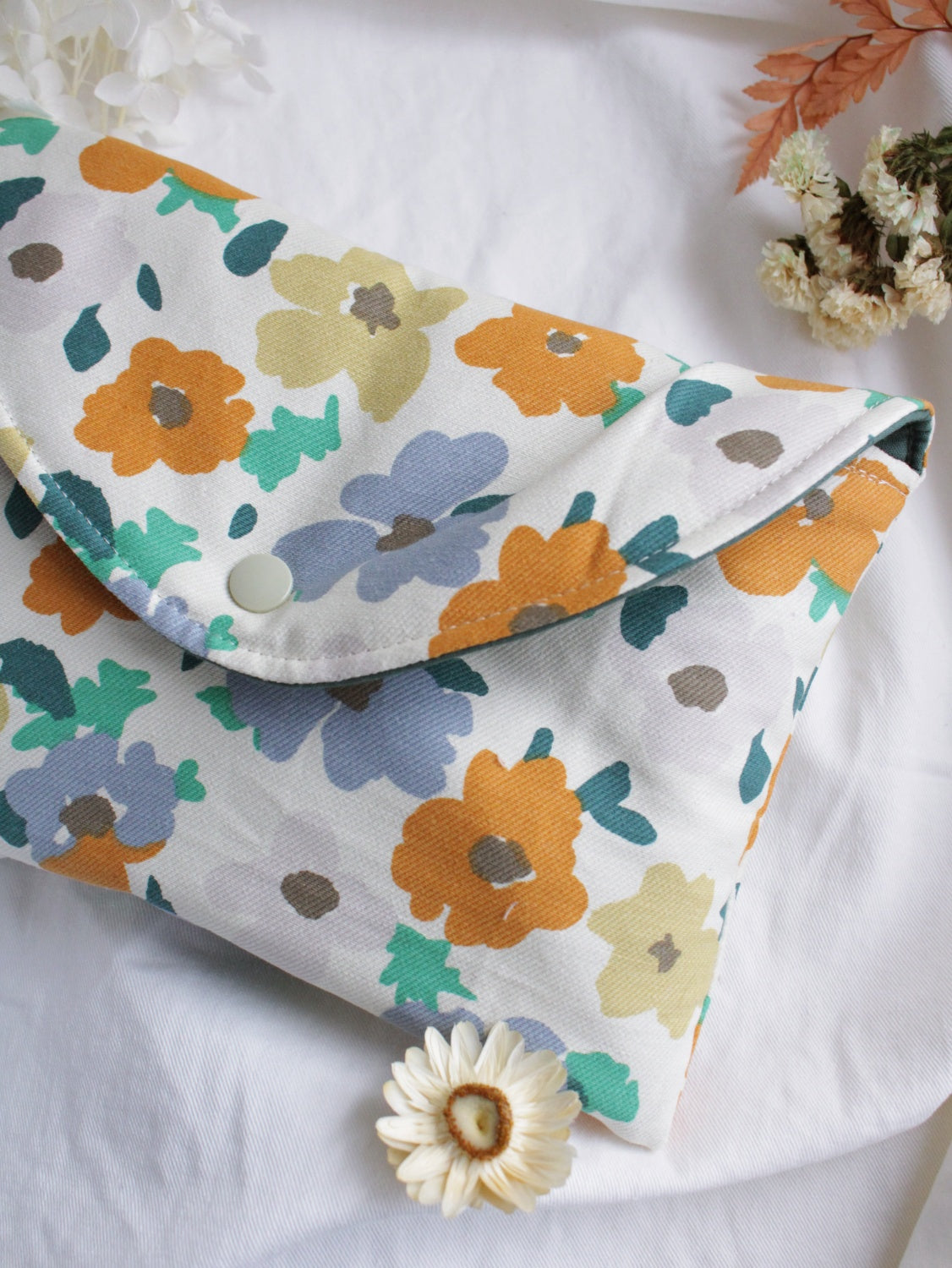 Pochette à livre (format poche) // LOLLY