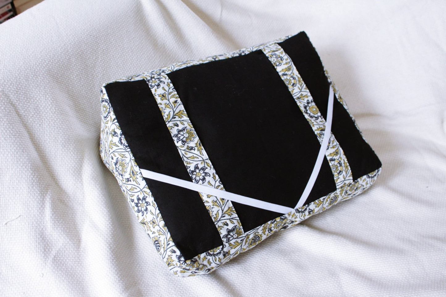 Coussin de lecture // OPALE