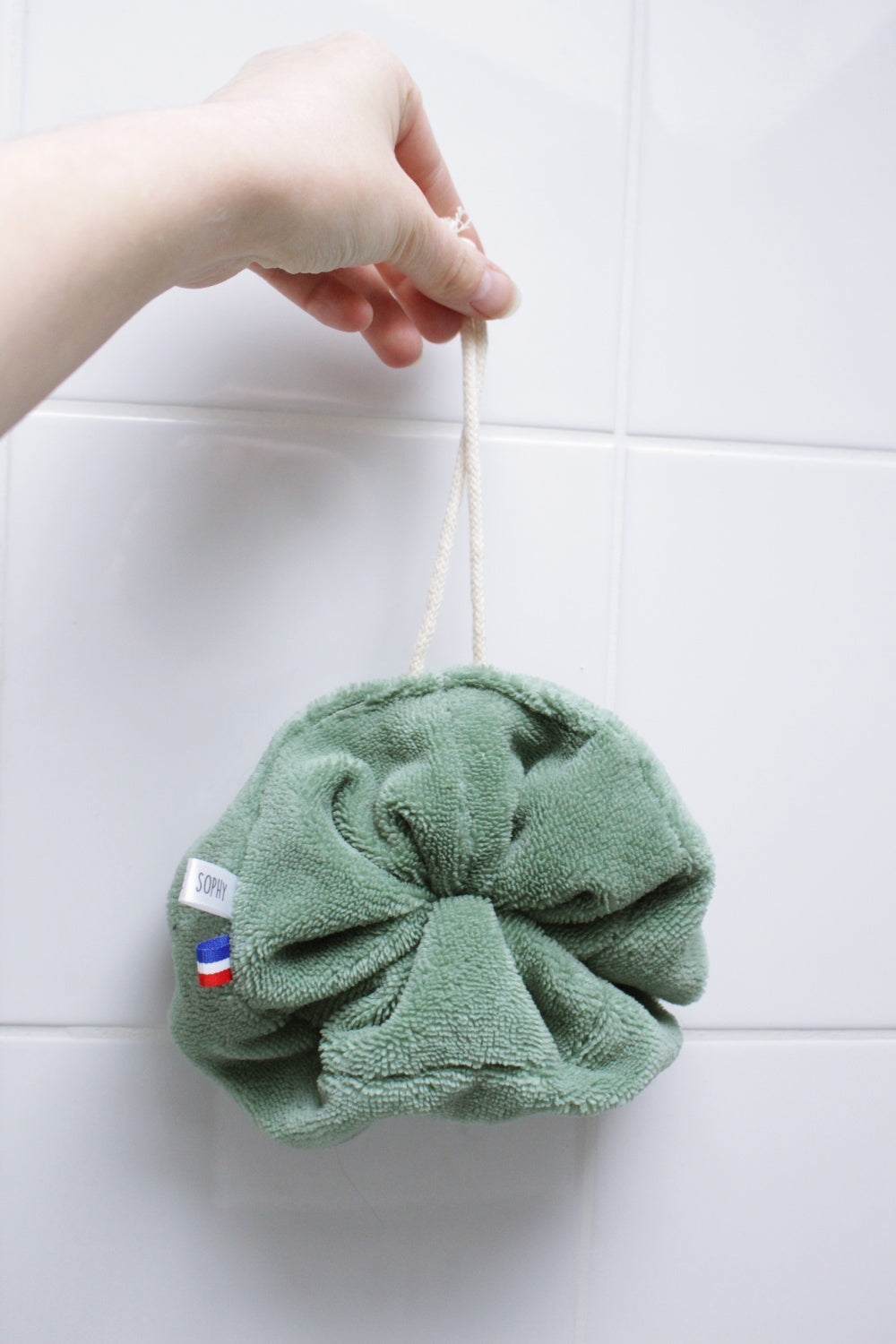 Fleur de douche en éponge
