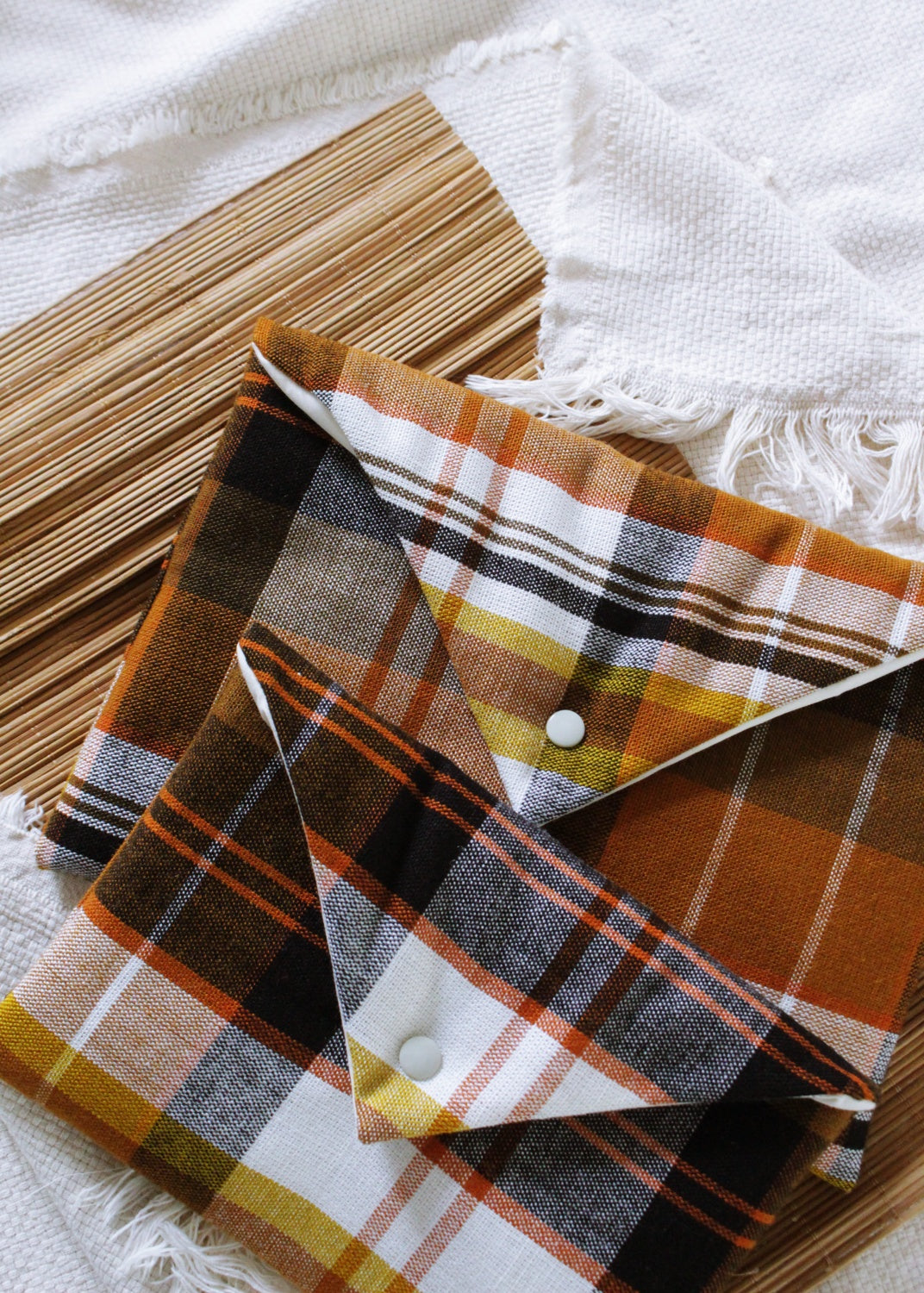 Pochette à livre format poche & grand format // ROBIN