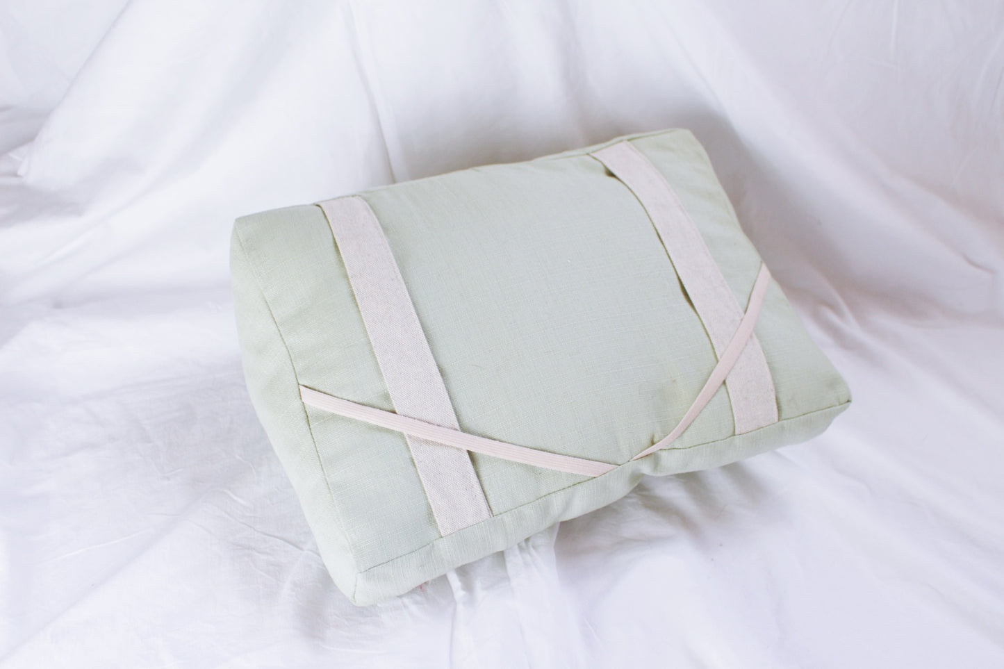 Coussin de lecture // SAUGE