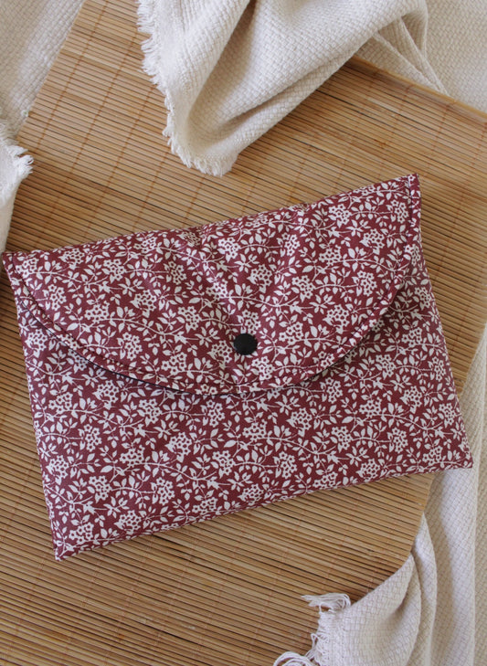 Pochette à livre IMPERMEABLE(Poche ou Broché) // MATHILDE