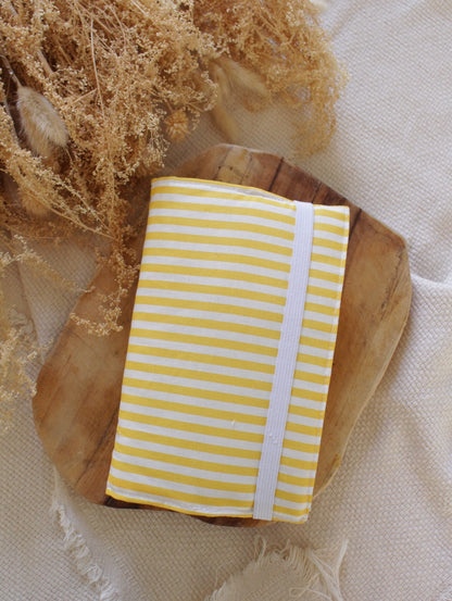 Couvres-livres format poche // CHLOE