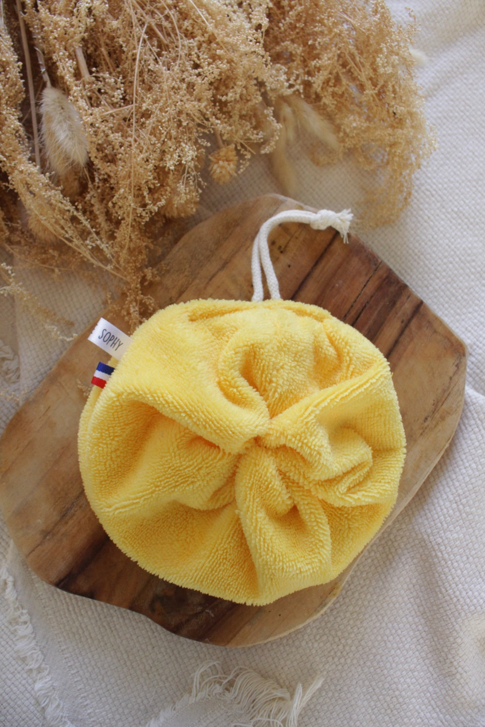 Fleur de douche en éponge