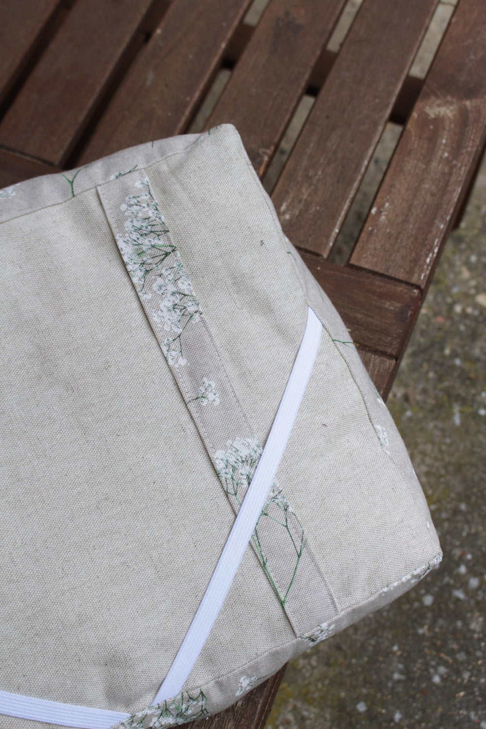 Coussin de lecture // MARJORIE