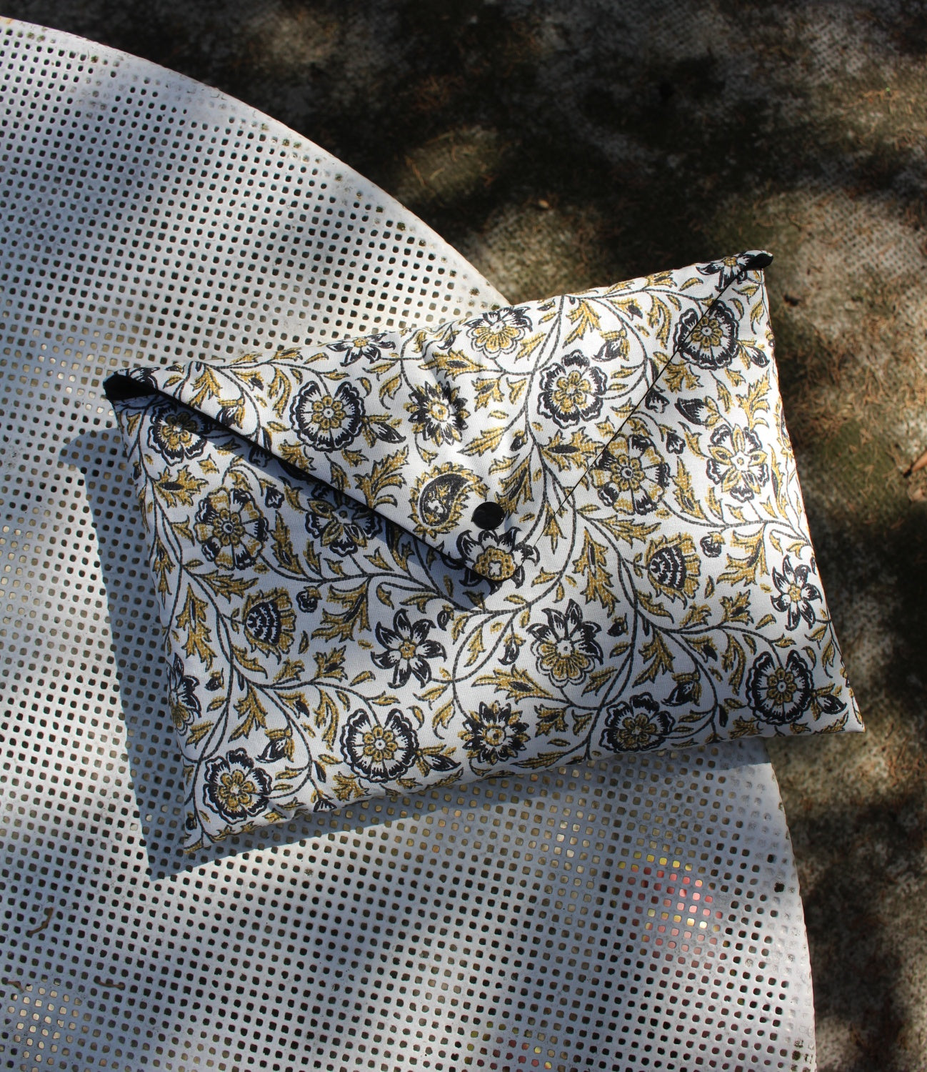 Pochettes à livre (Poche ou Broché) // ARMANDE