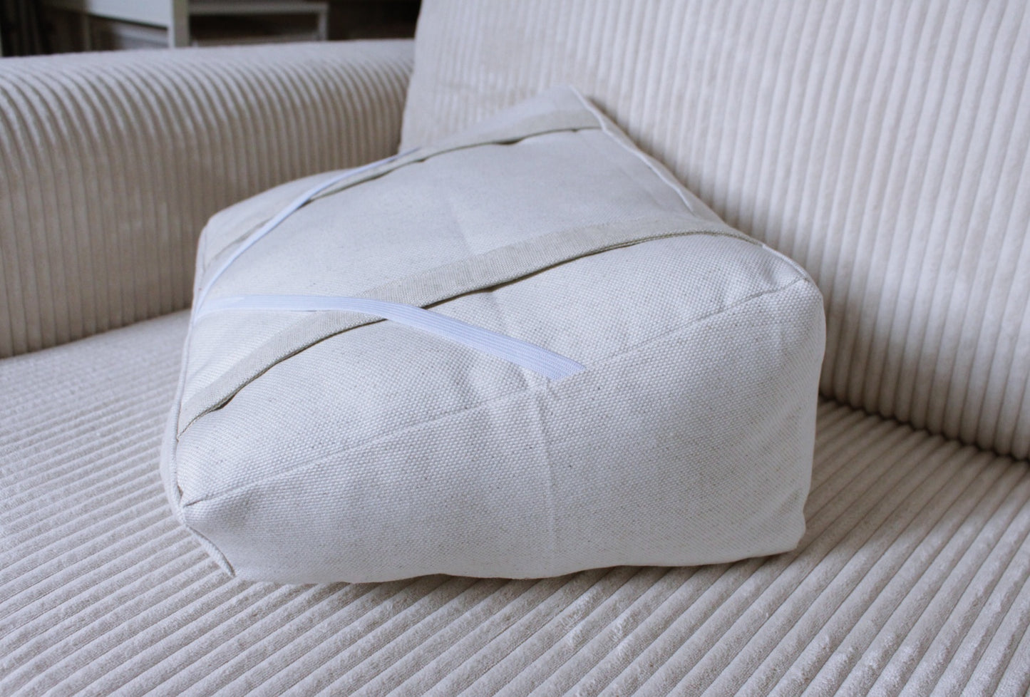 Coussin de lecture // BEIGE