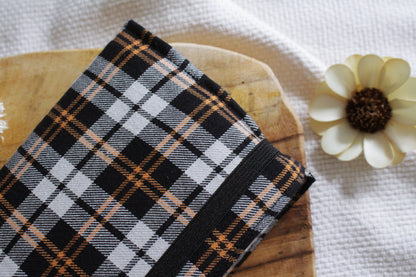 Couvres-livres format poche // DORINE