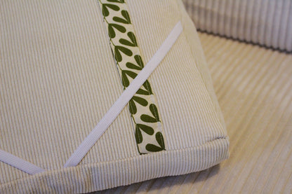 Coussin de lecture // MARYSE