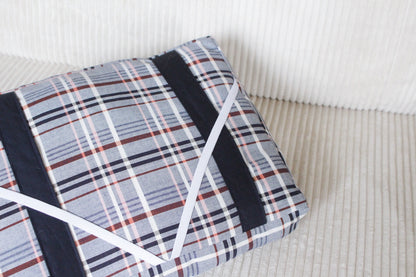 Coussin de lecture // BOBBI