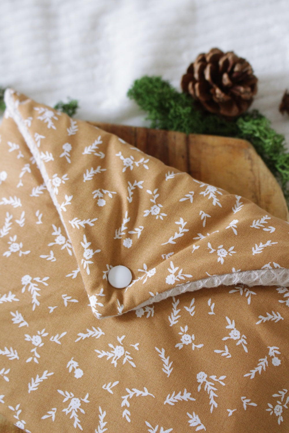 Pochette à livres (Poche ou Broché) // PETIT NID