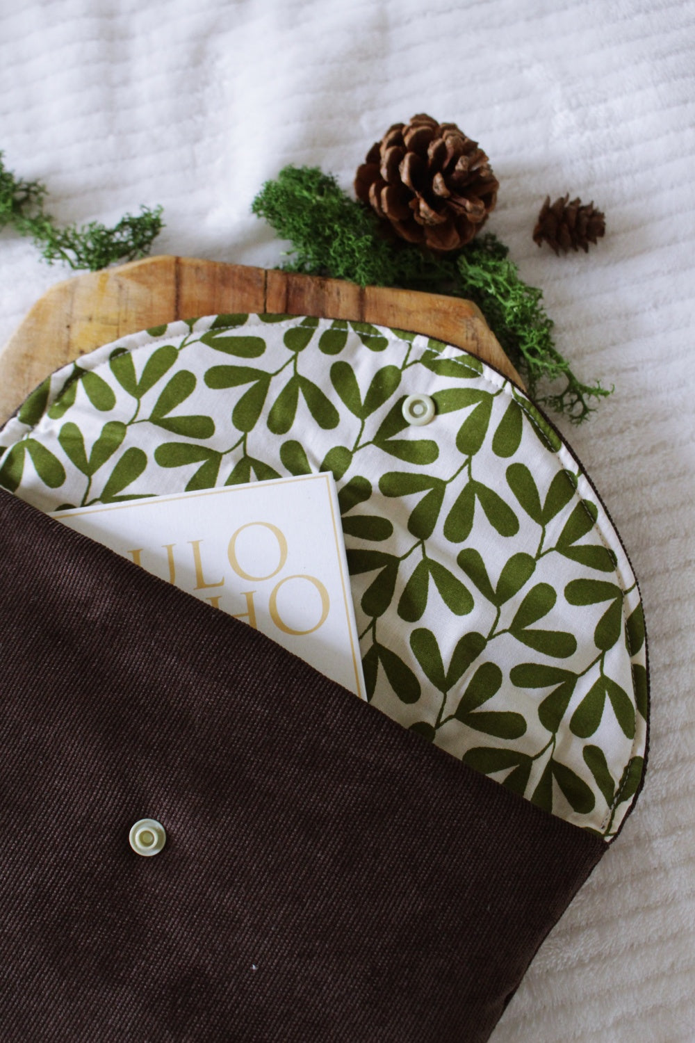 Pochette à livre (Poche ou Broché) // BROWN