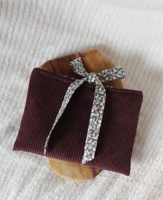 Pochette à livre  (Format poche uniquement) // LISE