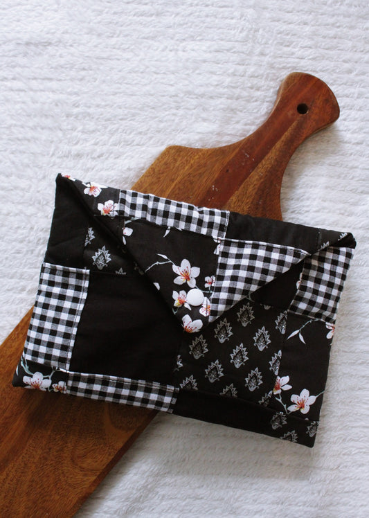 Pochette à livres (format poche) PATCHWORK  // Pièce unique