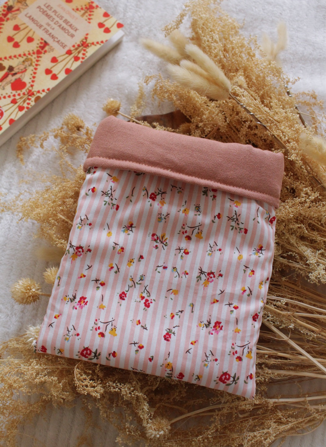 Pochette à livre  (Poche ou Broché) // PANIER FLEURI