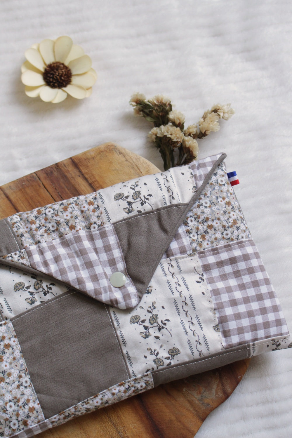 Pochette à livres (format poche) PATCHWORK  // Pièce unique