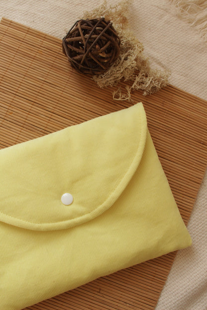 ♻️ Pochette à livres (Poche ou Broché) // YELLOW VELOURS