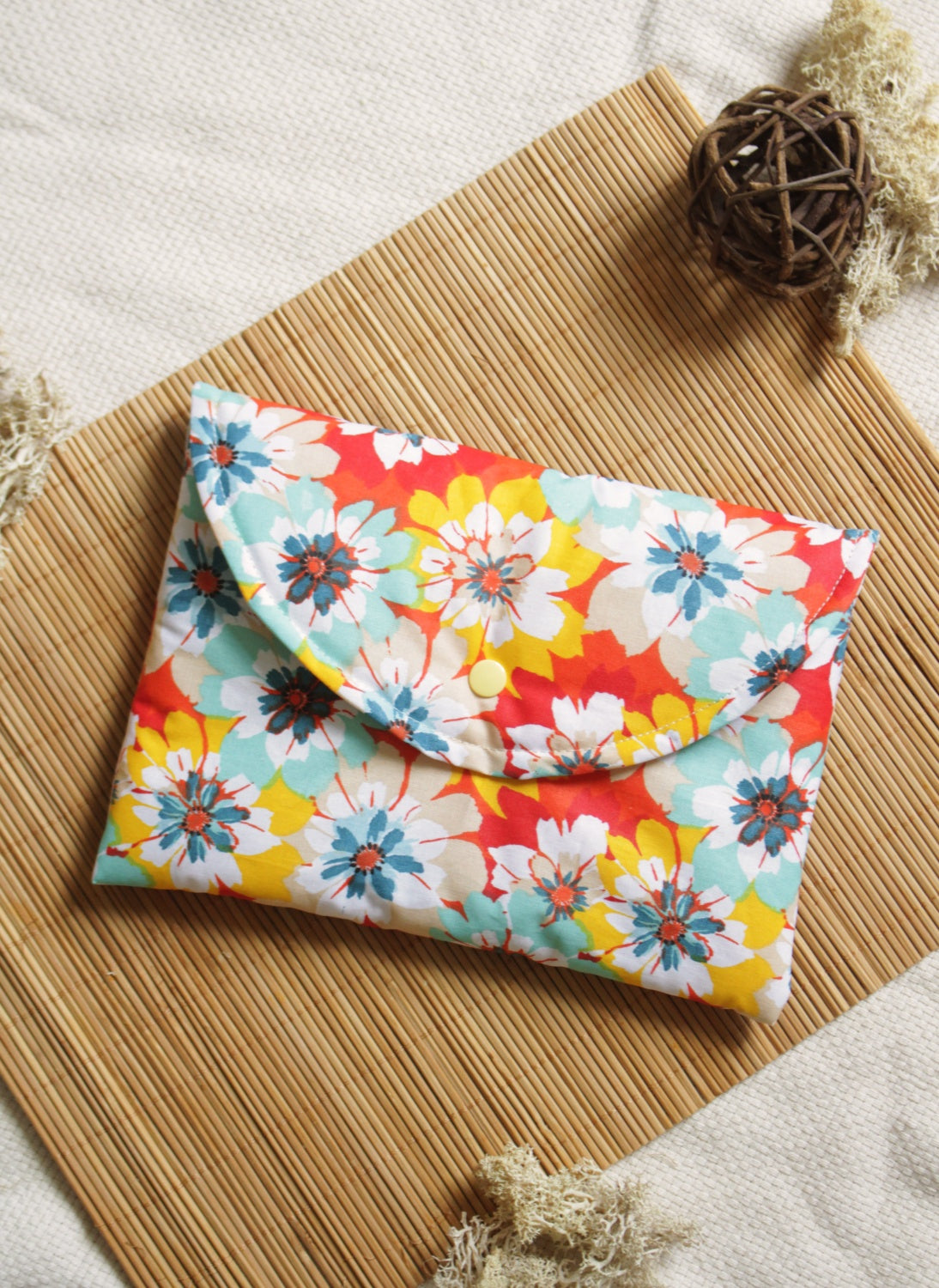 Pochette à livres imperméable (Poche ou Broché) // JANA