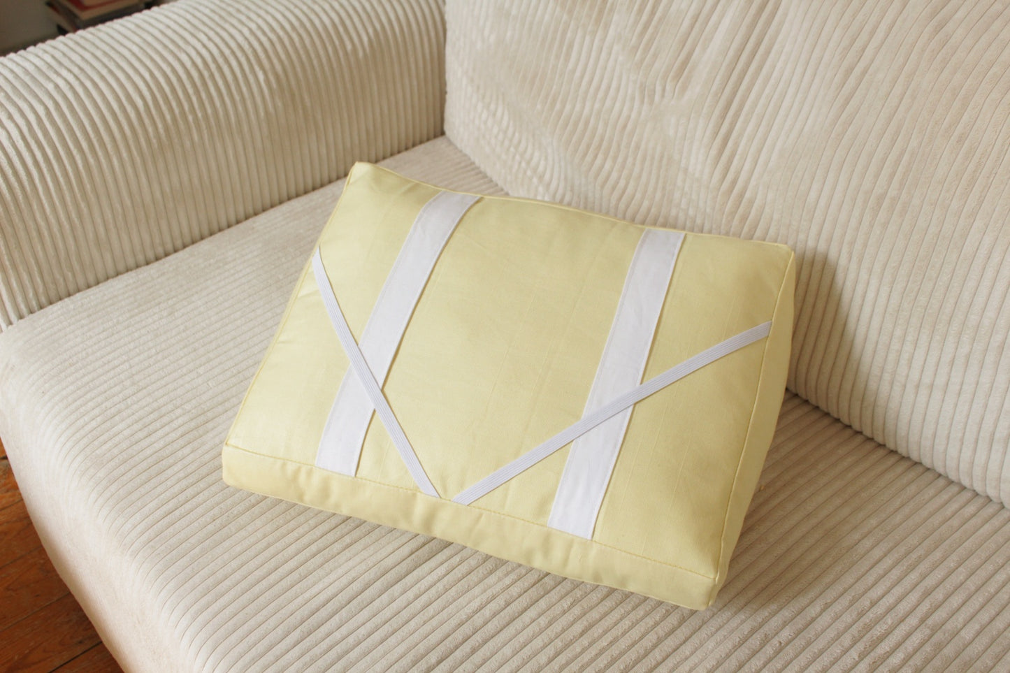 Coussin de lecture // LIMONADE