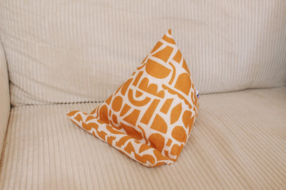Coussin berlingot de lecture // La tulipe