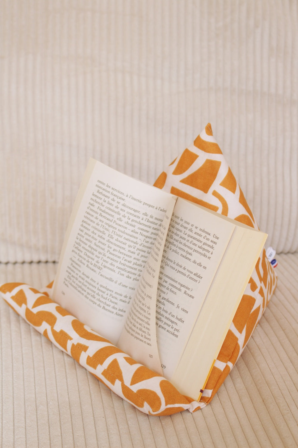 Coussin berlingot de lecture // La tulipe