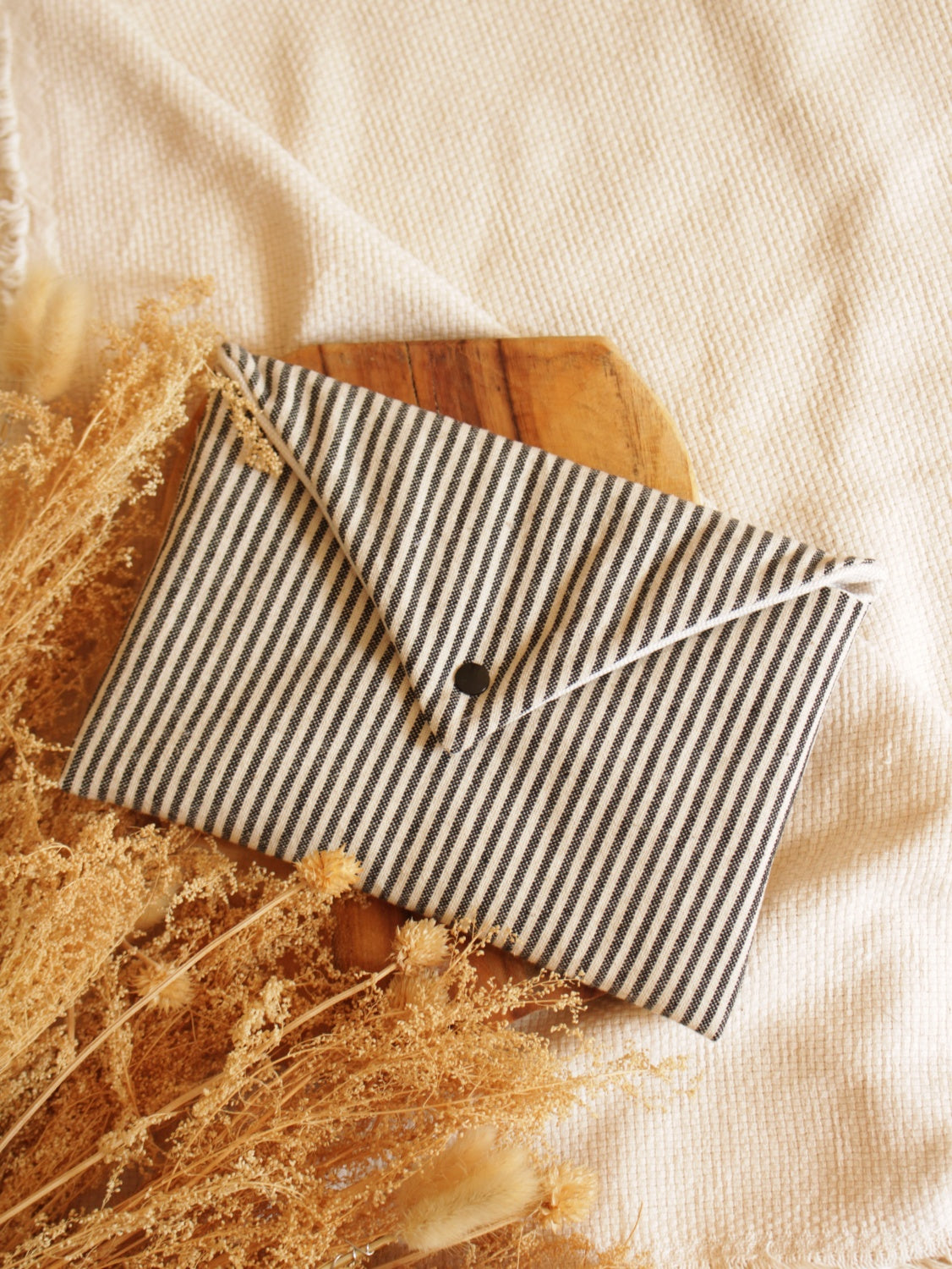 Pochette à livre (Poche uniquement)  // LA RAYEE