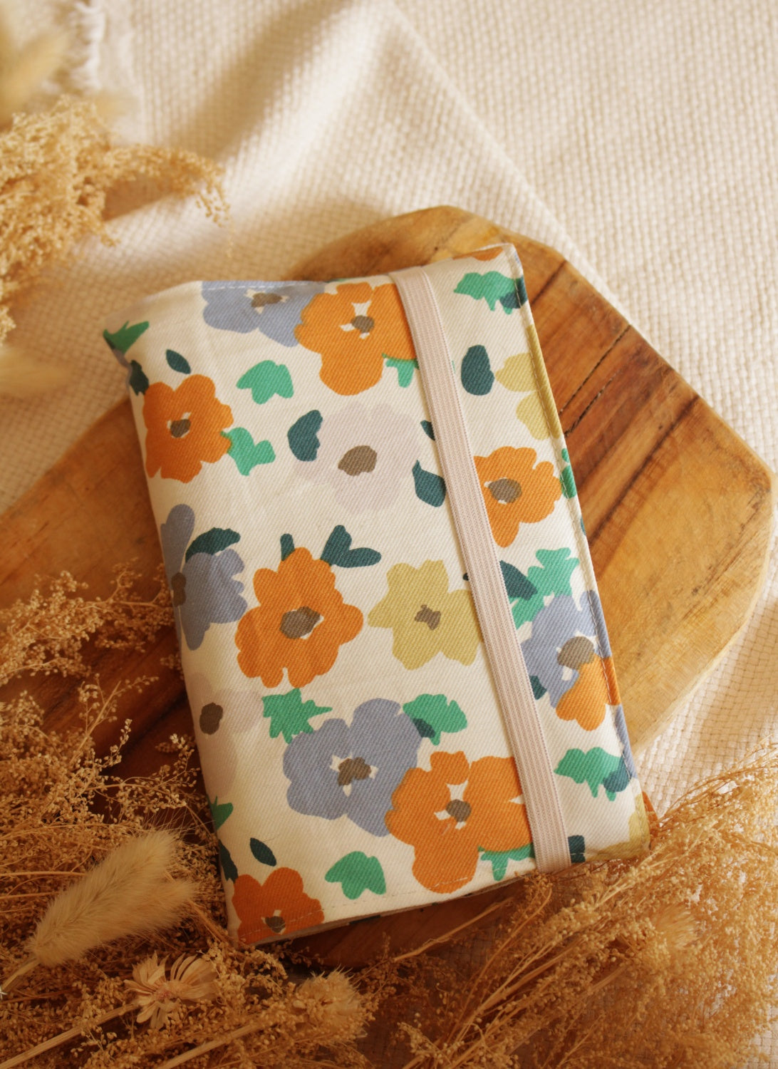 Couvre-livre format poche  // RETRO FLOWERS