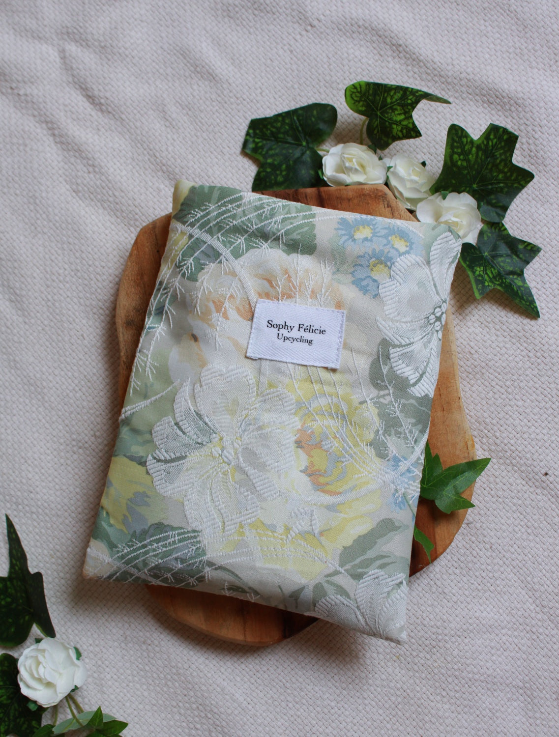 ♻️ Pochette à livres (poche ou Broché) // LILIANE