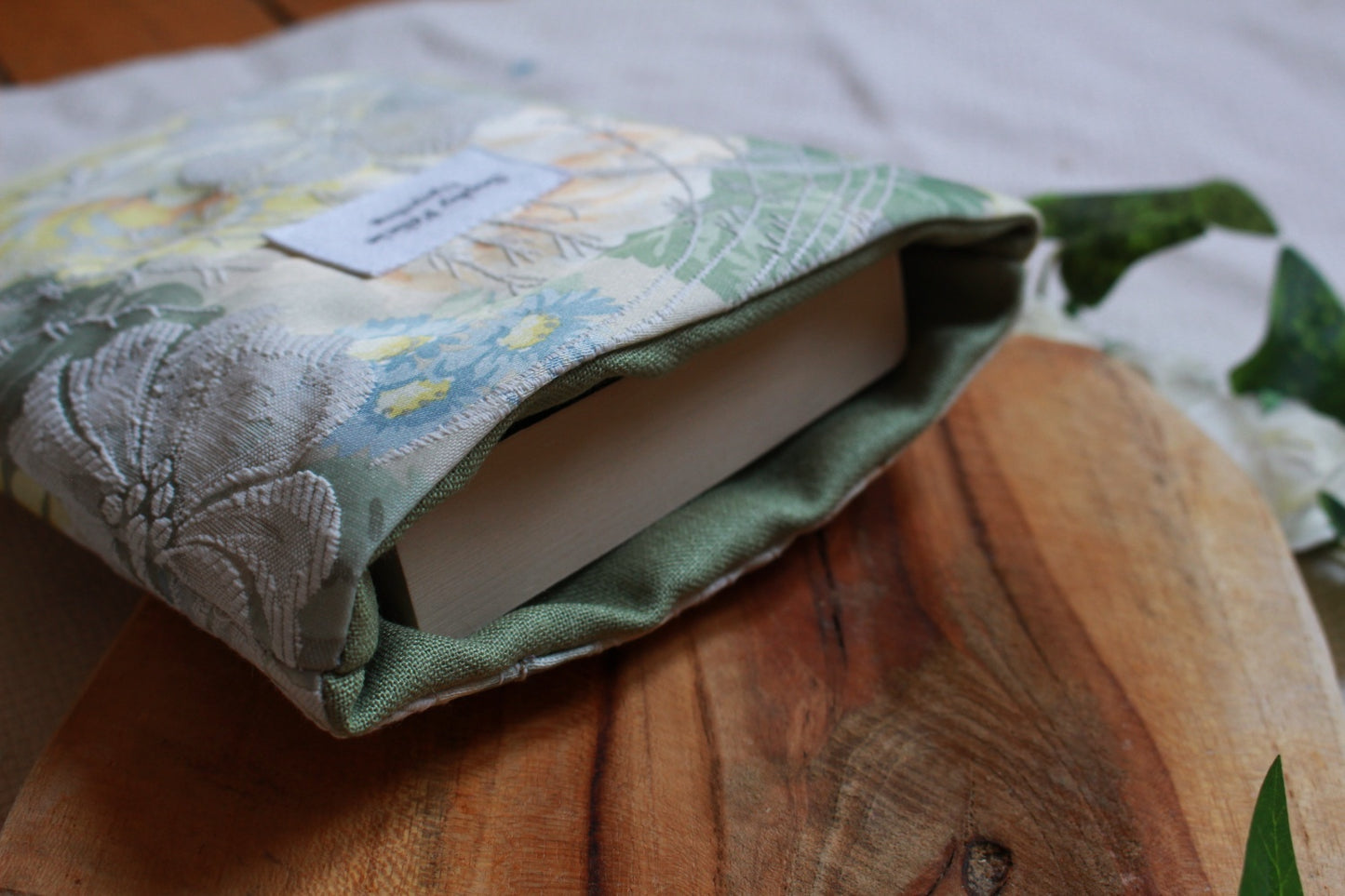 ♻️ Pochette à livres (poche ou Broché) // LILIANE