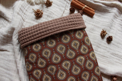 Pochette à livres  (Poche ou Broché) // AMBRE