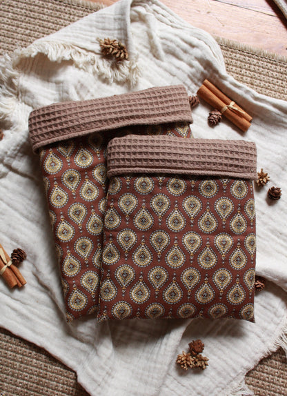 Pochette à livres  (Poche ou Broché) // AMBRE