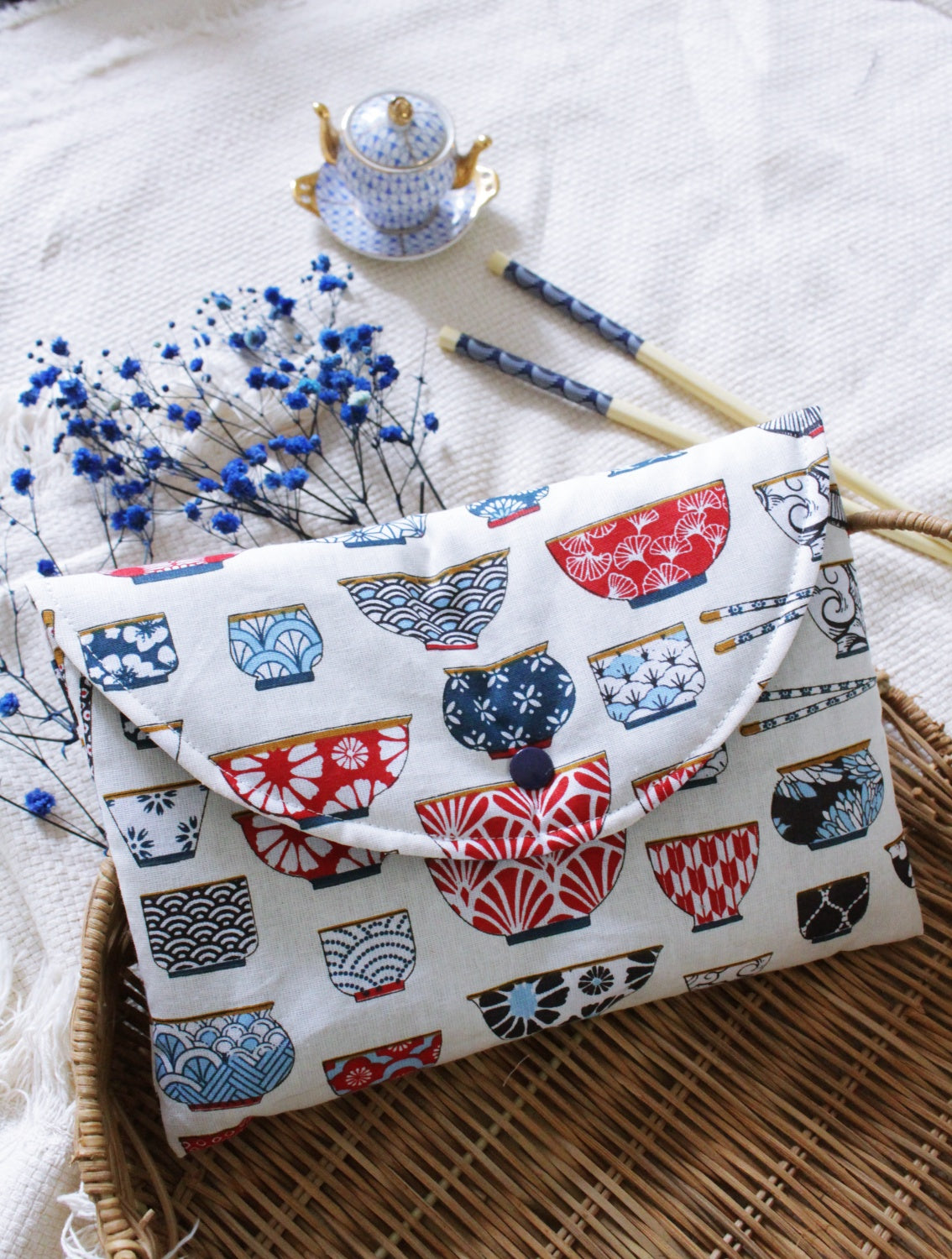 Pochette à livre  (Poche ou Broché) // RAMEN YEAR