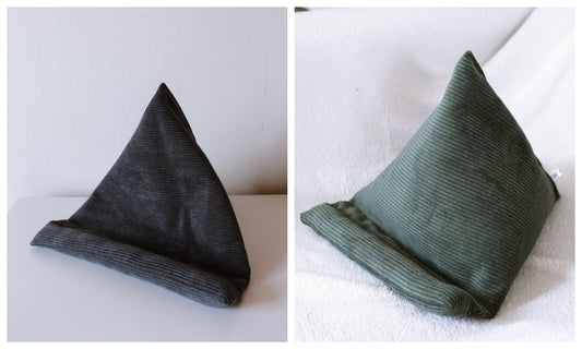 Coussin (Berlingot) de lecture en velours / Divers coloris